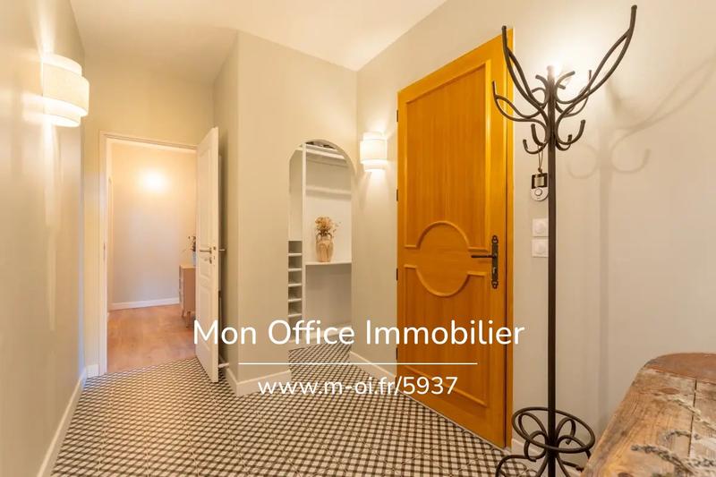 Maison - 110 m² - 4 pièces