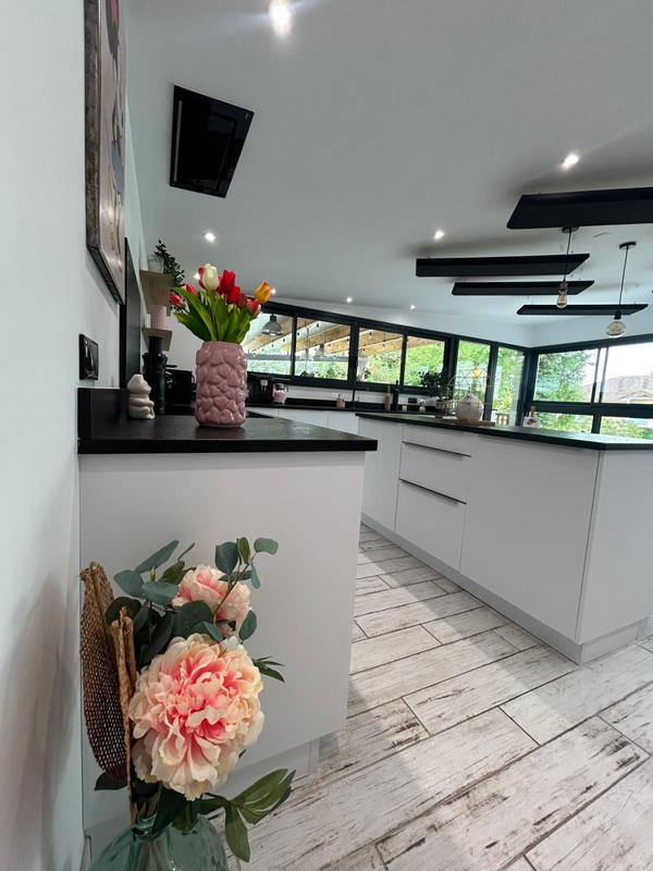 Maison - 300 m² - 6 pièces