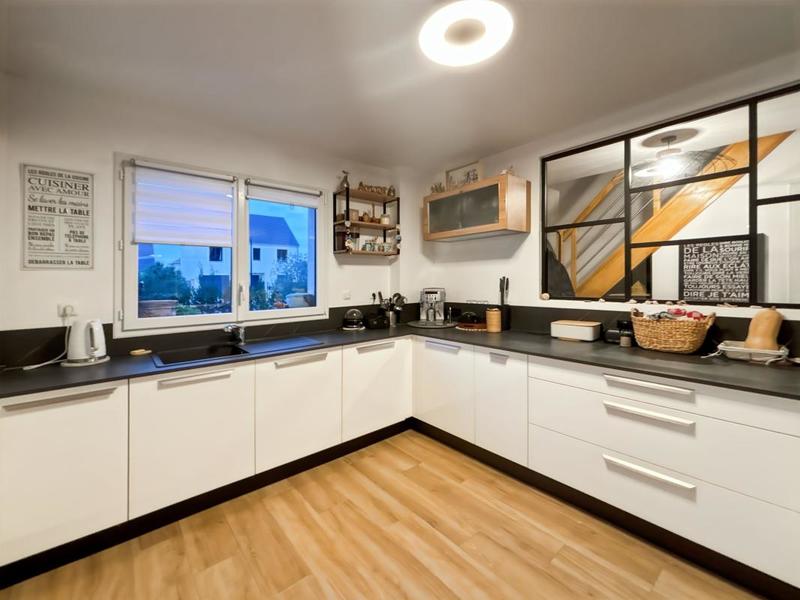 Maison - 143 m² - 5 pièces