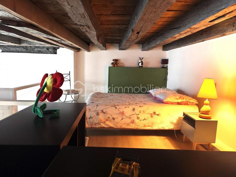 Appartement - 212 m² - 6 pièces