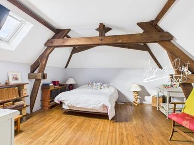 Maison - 170 m² - 5 pièces