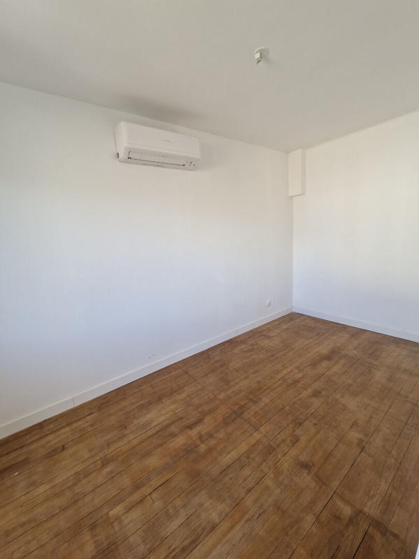 Appartement - 65 m² - 4 pièces