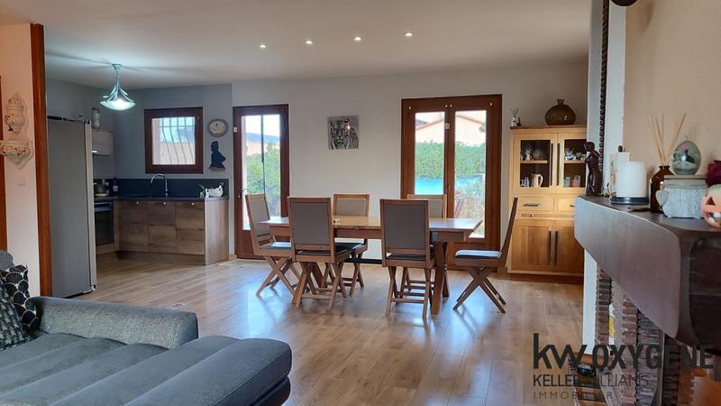 Maison - 90 m² - 5 pièces