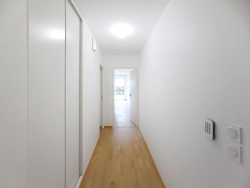 Appartement - 99 m² - 4 pièces