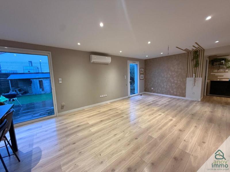 Maison - 92 m² - 4 pièces