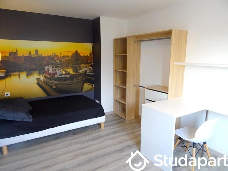 Chambre - 10 m² - 1 pièce