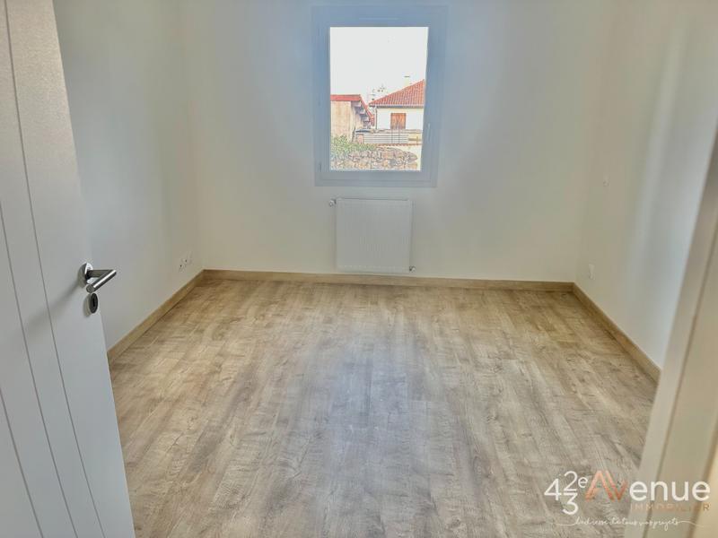 Appartement - 96 m² - 4 pièces