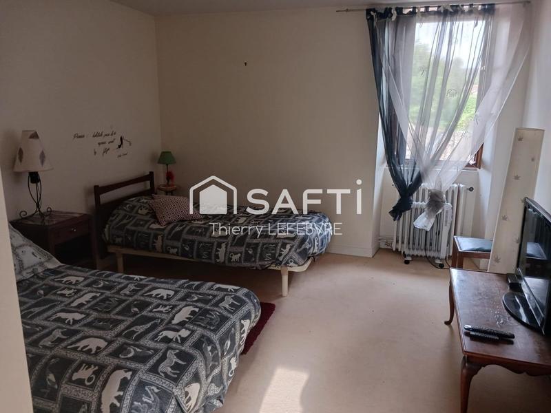 Maison - 223 m² - 7 pièces