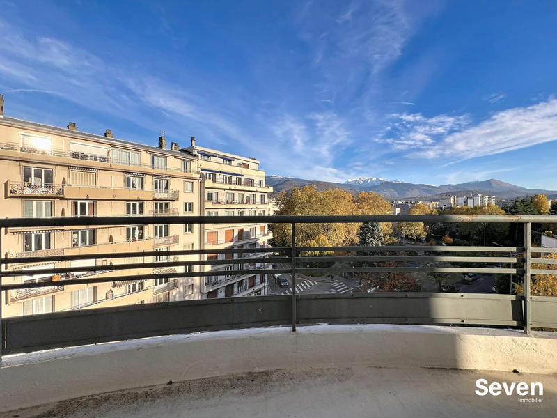 Appartement - 96 m² - 4 pièces