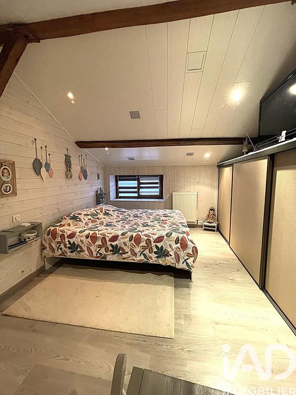 Maison - 248 m² - 8 pièces