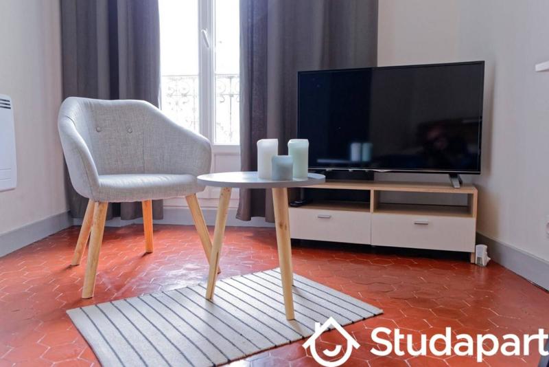 Chambre - 16 m² - 1 pièce