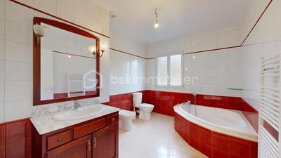 Villa - 230 m² - 6 pièces