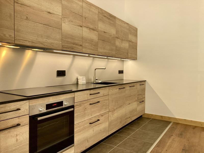 Appartement - 90 m² - 4 pièces