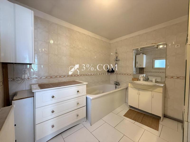 Maison - 95 m² - 4 pièces