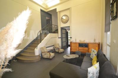 Maison - 170 m² - 7 pièces