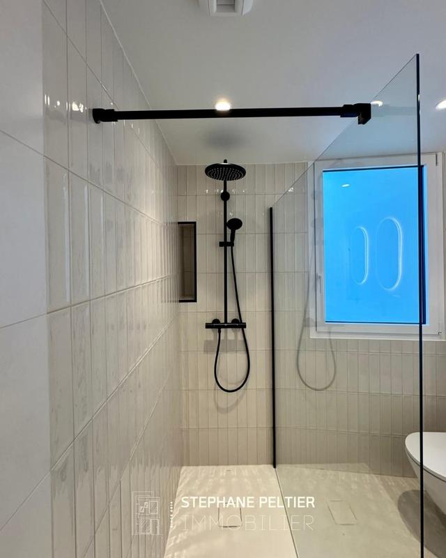 Appartement - 99 m² - 4 pièces