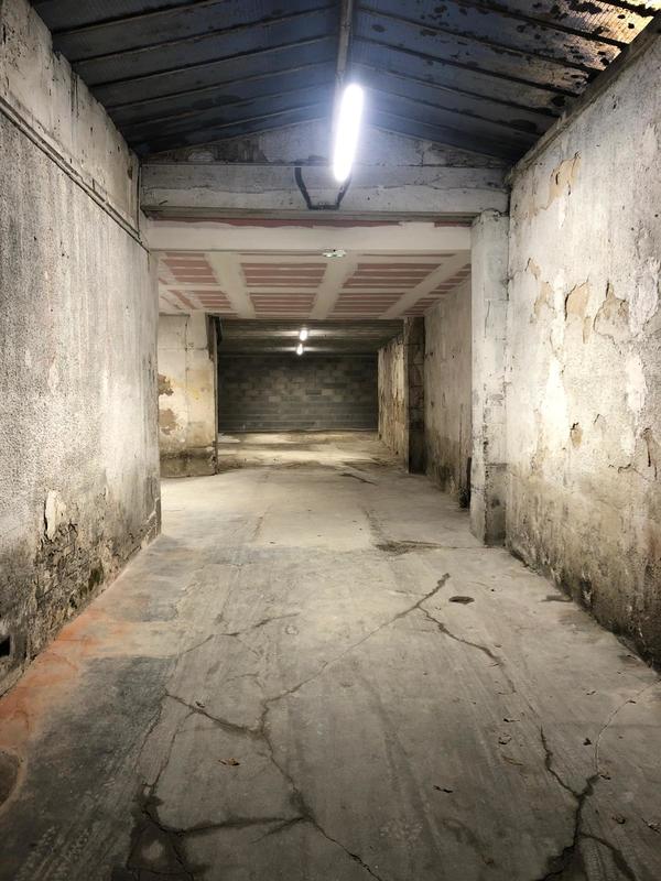 Parking / Garage - 177 m²