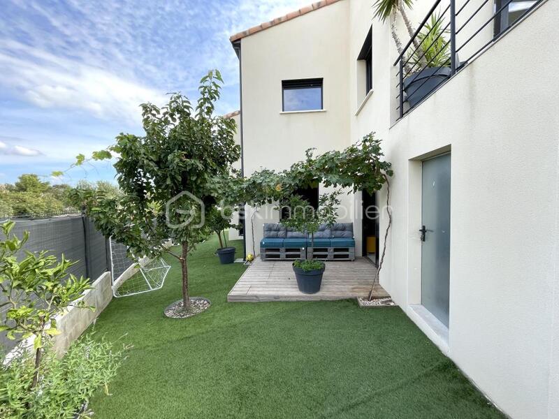 Villa - 186 m² - 6 pièces