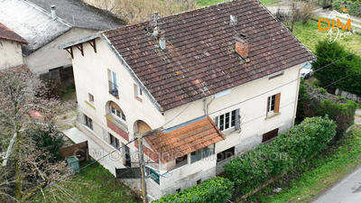 Appartement - 90 m² - 4 pièces