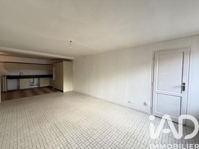 Maison de ville - 87 m² - 4 pièces