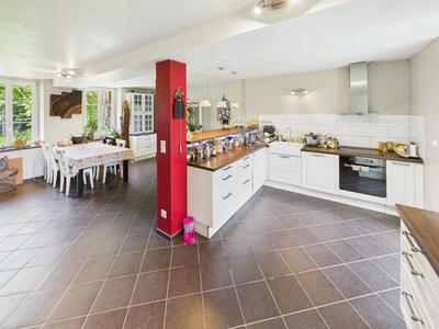 Maison - 336 m² - 12 pièces