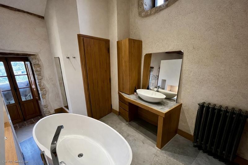 Pavillon - 146 m² - 6 pièces