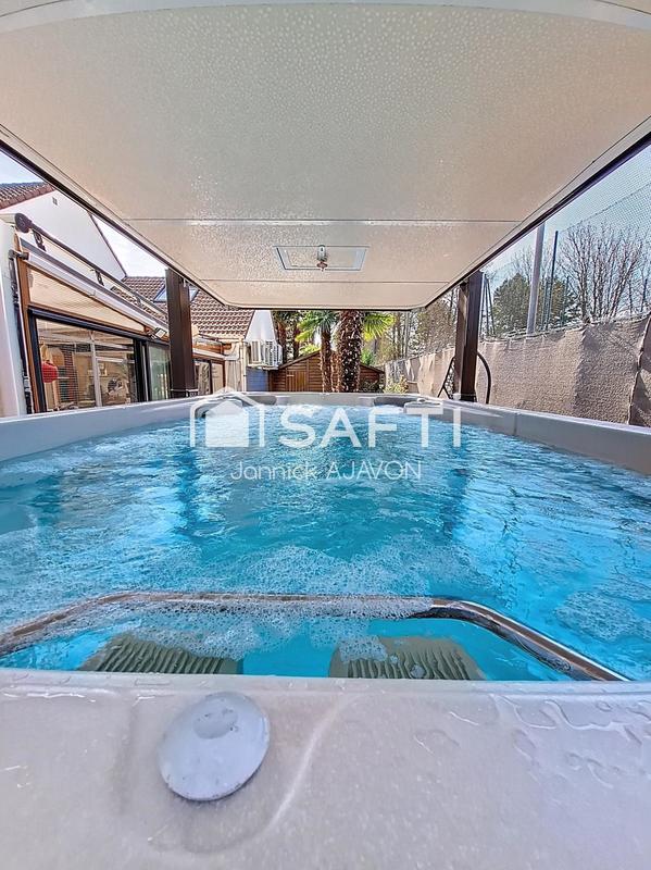 Maison - 160 m² - 6 pièces