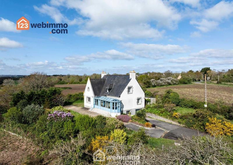 Maison - 143 m² - 7 pièces