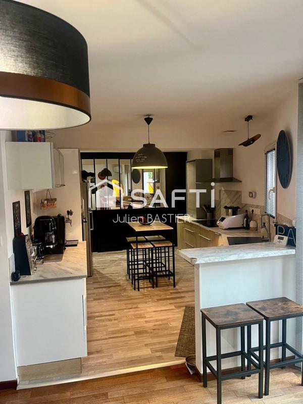 Maison - 125 m² - 6 pièces