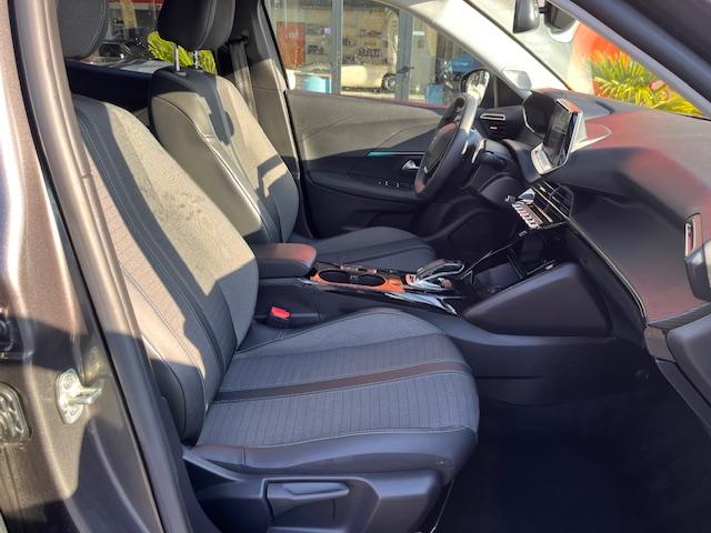 Peugeot 2008 BlueHDi 130 SetS Eat8 Allure