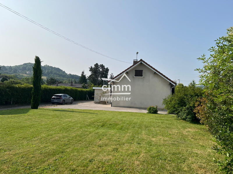 Maison traditionnelle - 64 m² - 5 pièces