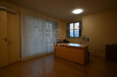 Appartement - 82 m² - 5 pièces