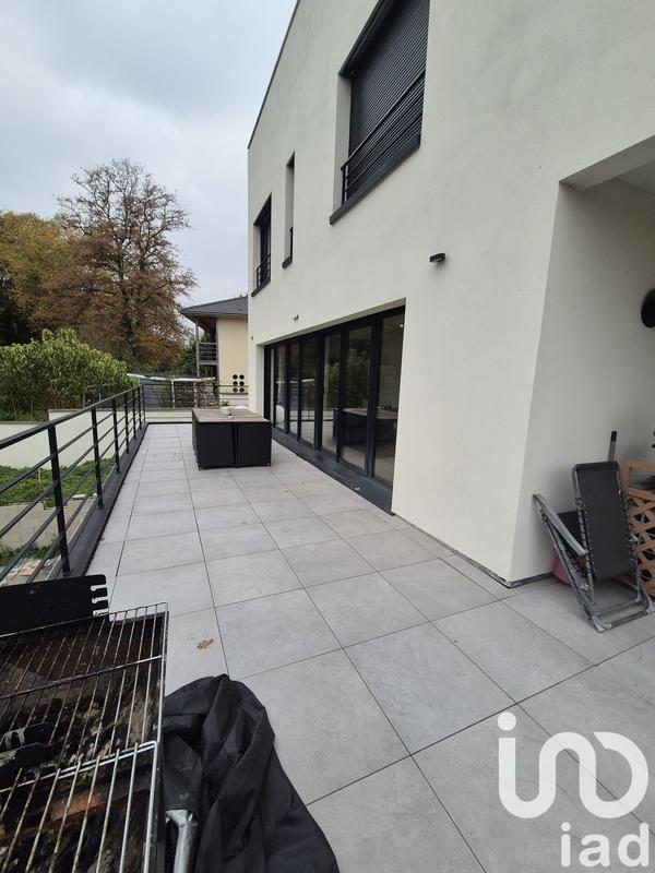 Maison de maîtres - 250 m² - 8 pièces