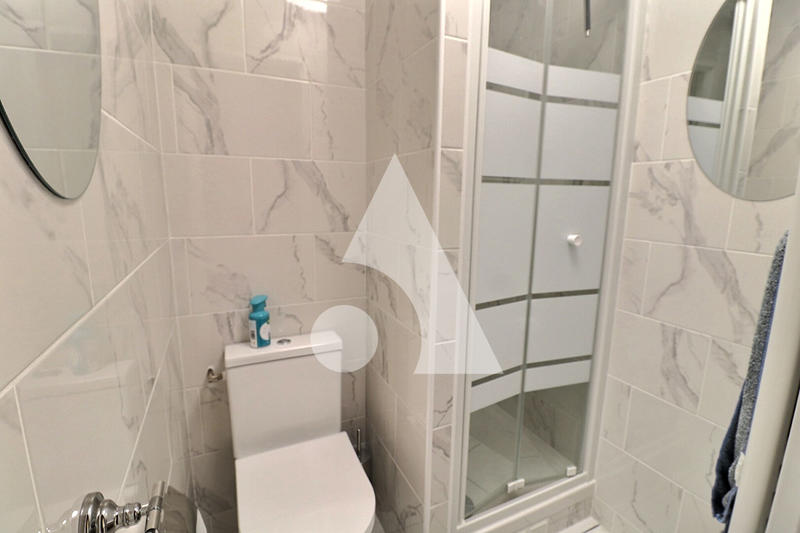 Maison - 107 m² - 6 pièces