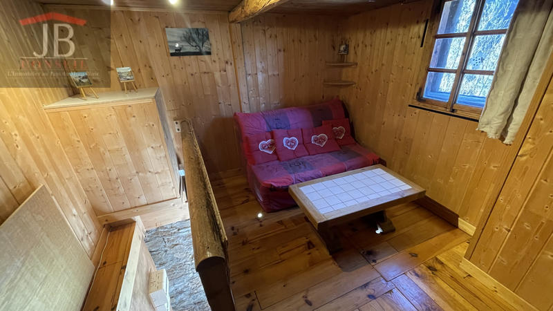 Maison - 319 m² - 5 pièces