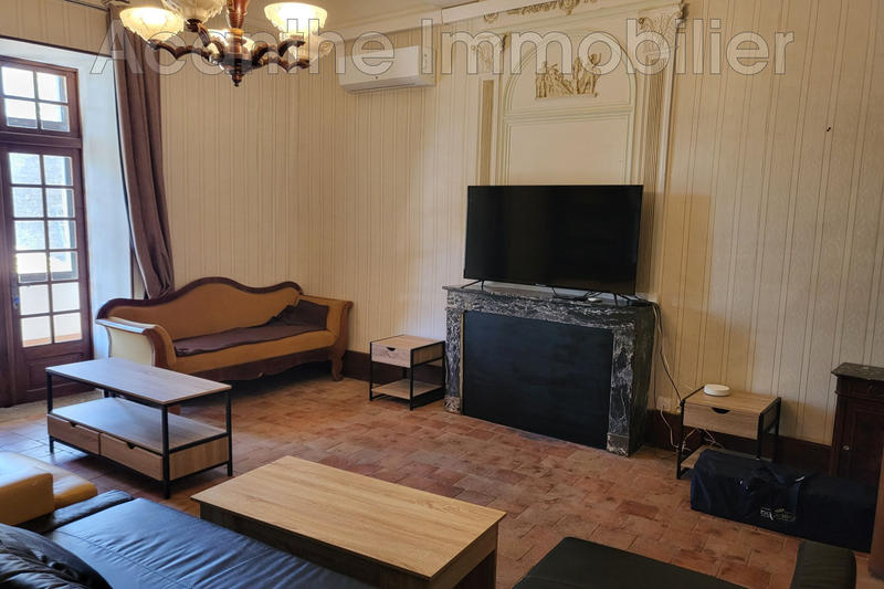 Maison - 430 m² - 10 pièces