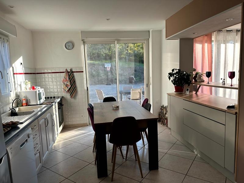 Maison - 146 m² - 7 pièces