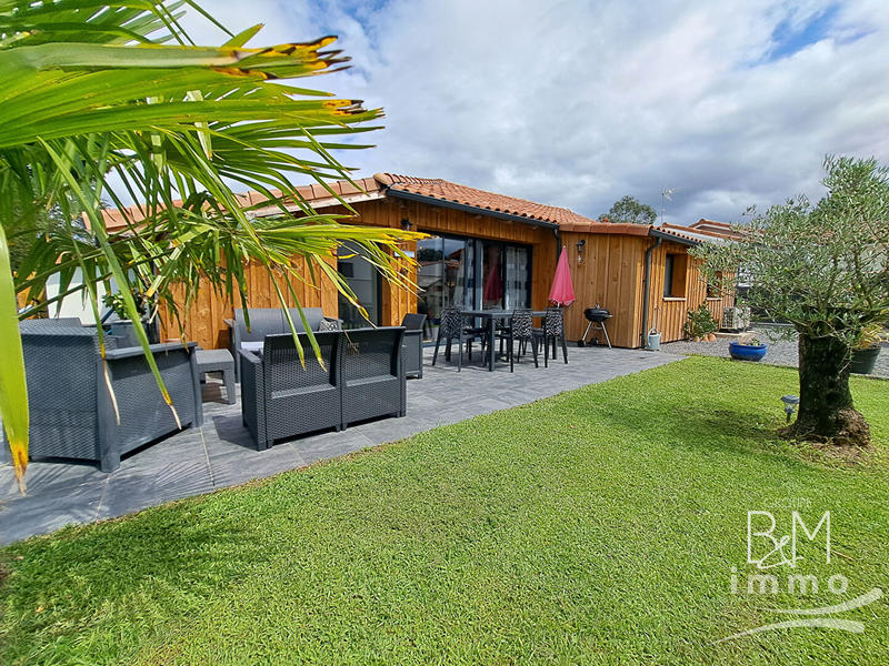 Maison - 92 m² - 5 pièces