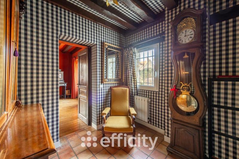 Maison - 300 m² - 7 pièces