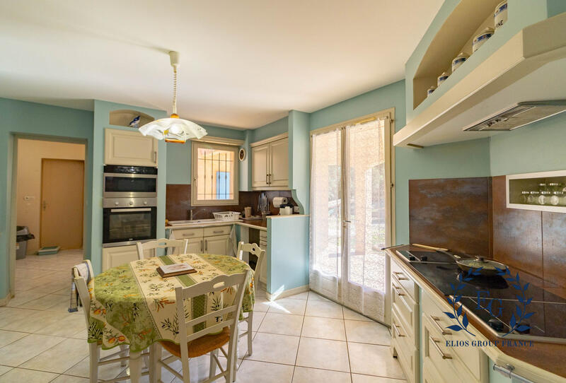 Maison - 183 m² - 5 pièces