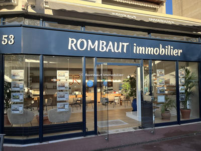 Parking / Garage - 1 m²