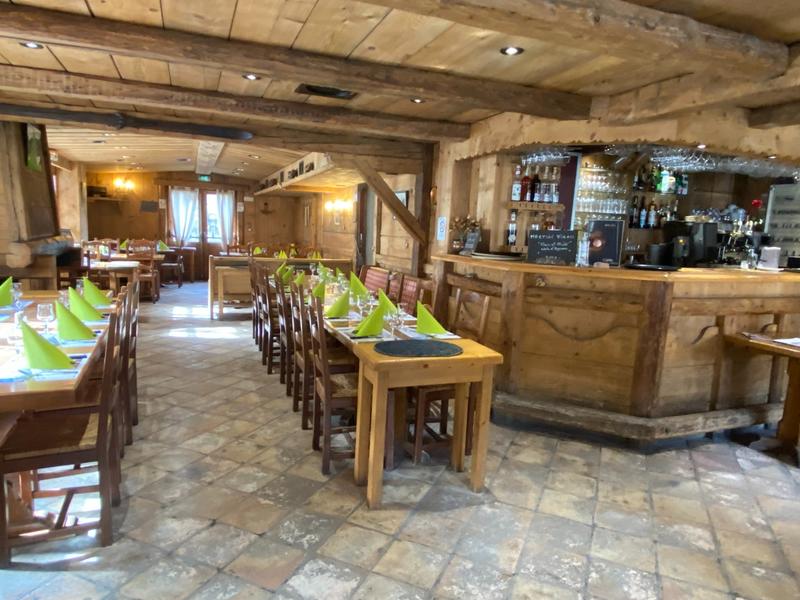 Local commercial - 181 m²