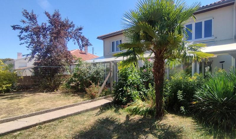 Maison - 174 m² - 7 pièces