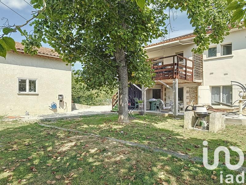 Maison - 104 m² - 5 pièces