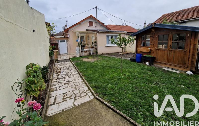 Maison - 98 m² - 5 pièces