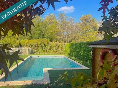 Maison - 195 m² - 8 pièces