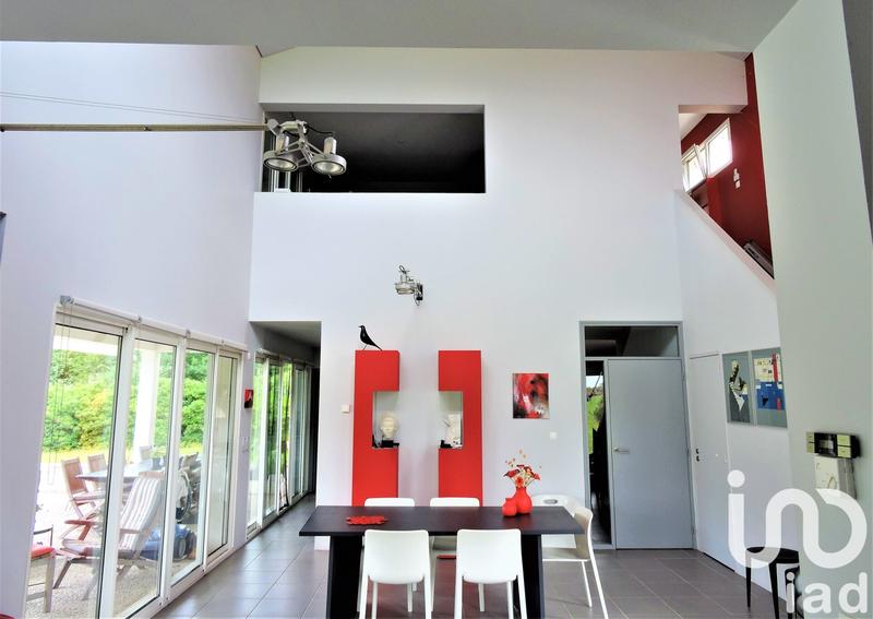 Maison de maîtres - 193 m² - 8 pièces