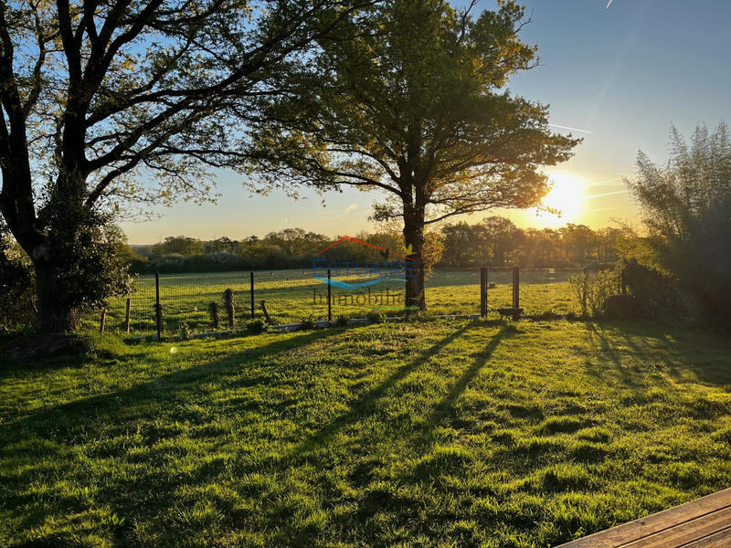 Maison traditionnelle - 140 m² - 6 pièces