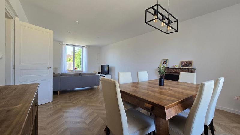Maison - 193 m² - 7 pièces