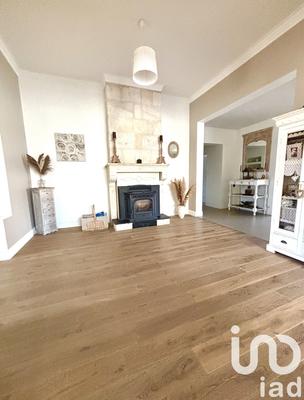 Maison - 212 m² - 5 pièces